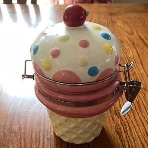 Ice cream dish